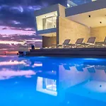 95, Lujo Y Piscina Infinity *