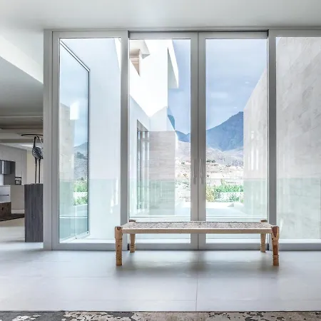 95, Lujo Y Piscina Infinity Βίλα