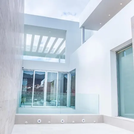 95, Lujo Y Piscina Infinity Willa *