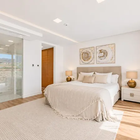 95, Lujo Y Piscina Infinity Βίλα